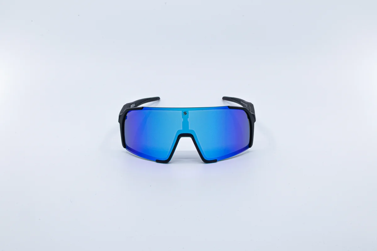 Hanssen Black Ice Blue - Image 4