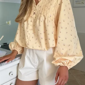 Inbegorg IC yellow bluse